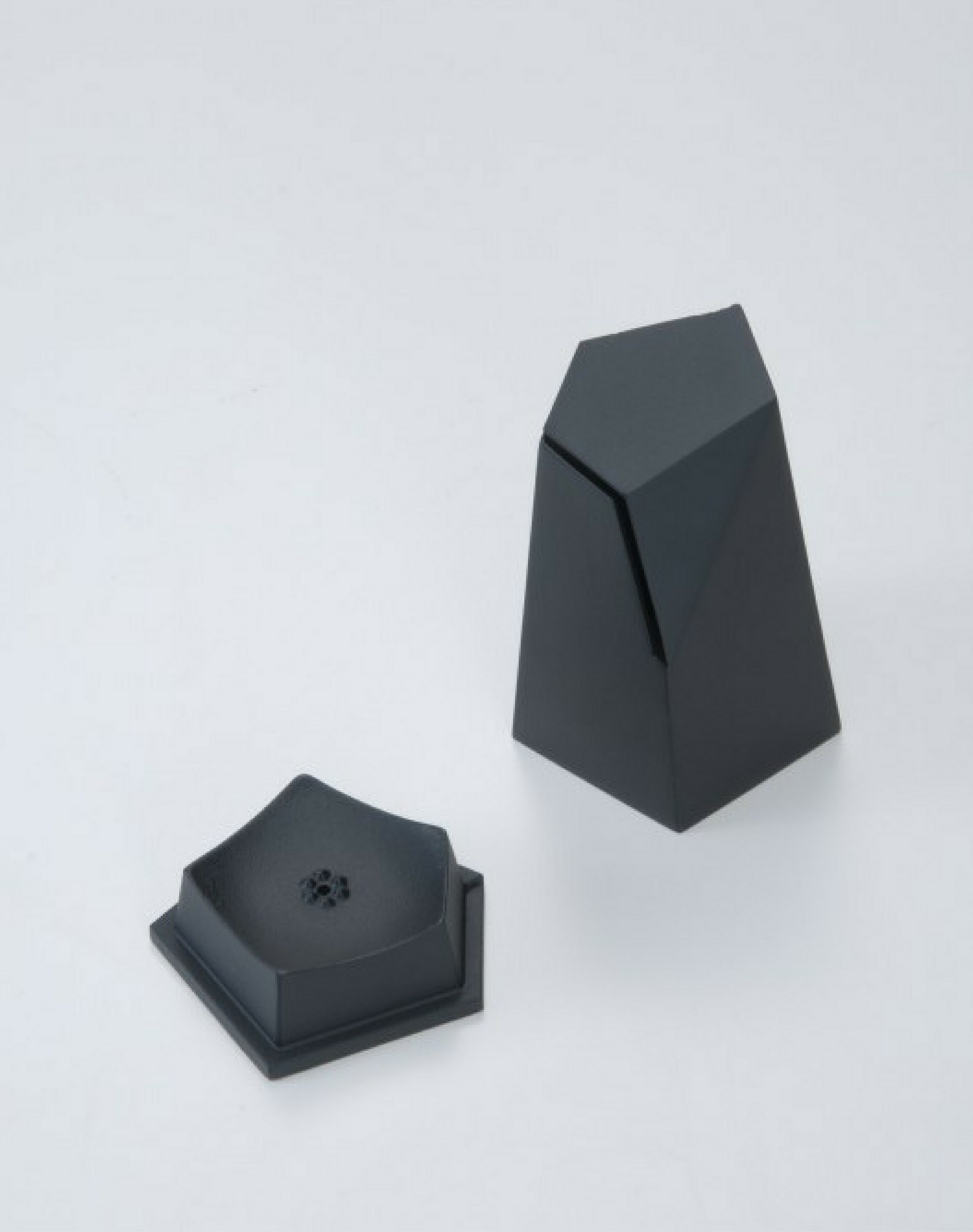 Oyster Incense holder Small - MONOLAB