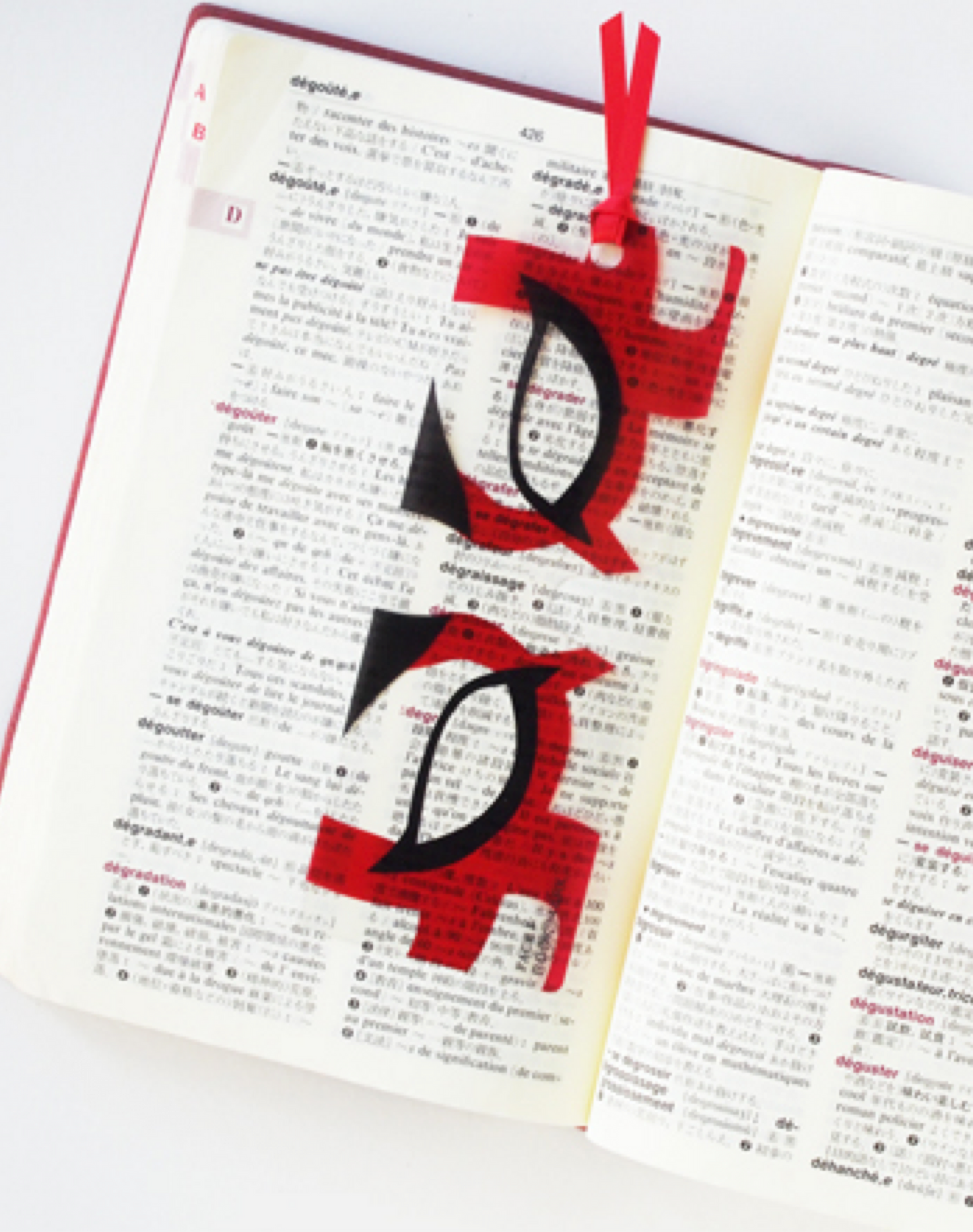 Face bookmark kabuki