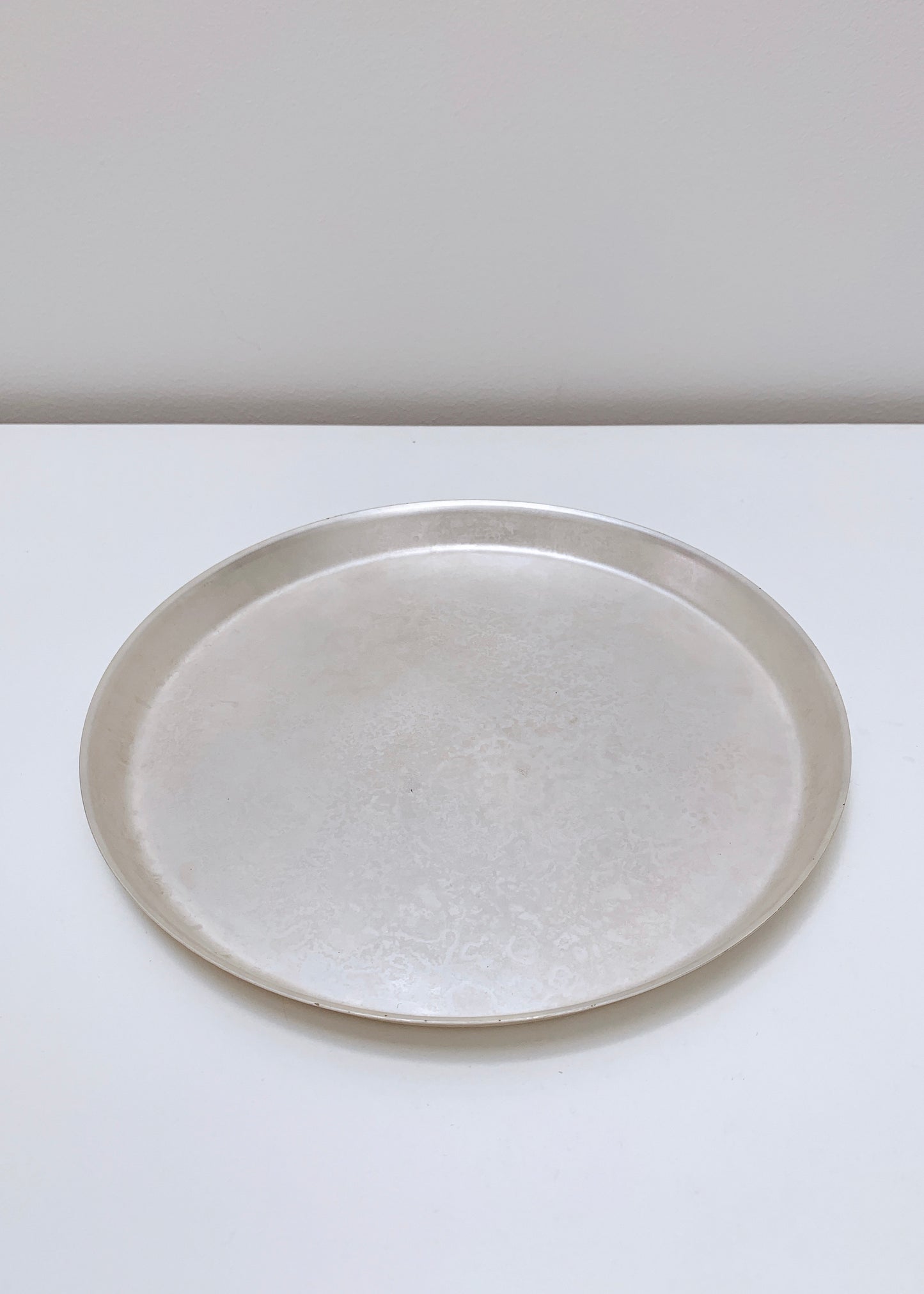 Tone Tray Round