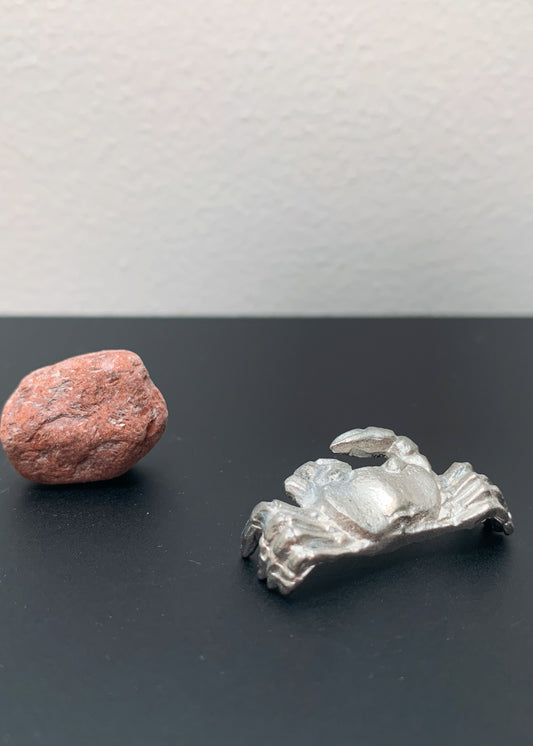 Vase Accessory Crab and Stone set